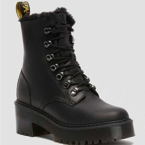 Dr Martens Leona Faux Fur Lined Size 8